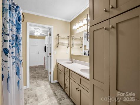 66 Barberry Heights Drive Brevard NC 28712