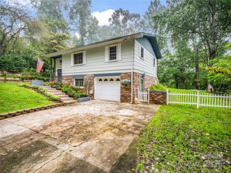 66 Barberry Heights Drive Brevard NC 28712
