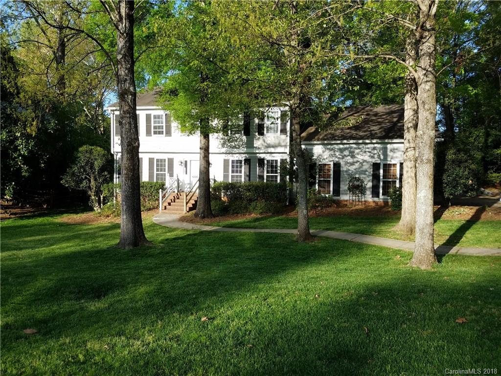 10300 Woodview Circle Charlotte NC 28277