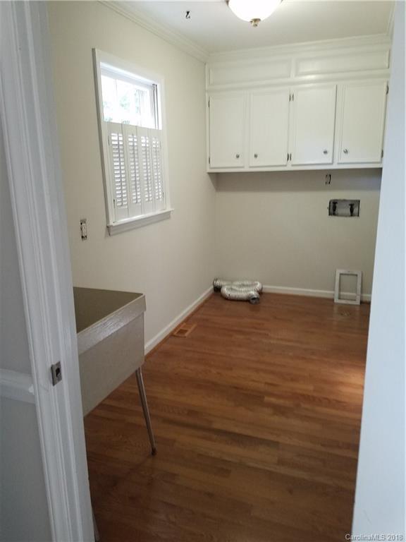 10300 Woodview Circle Charlotte NC 28277
