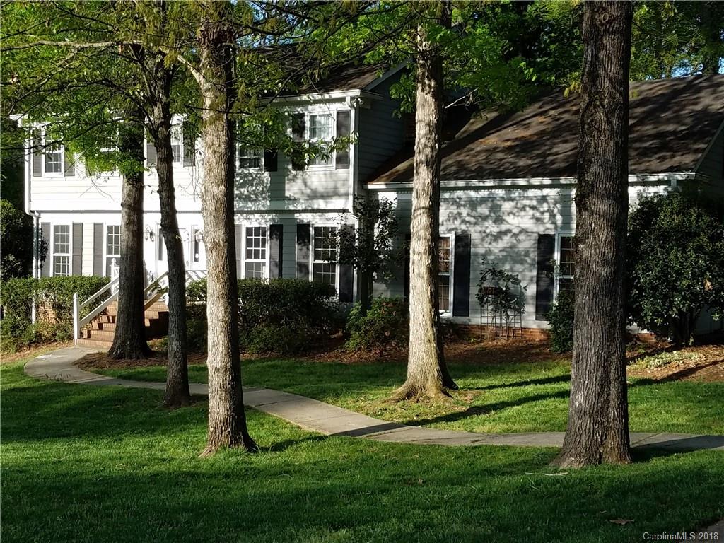10300 Woodview Circle Charlotte NC 28277