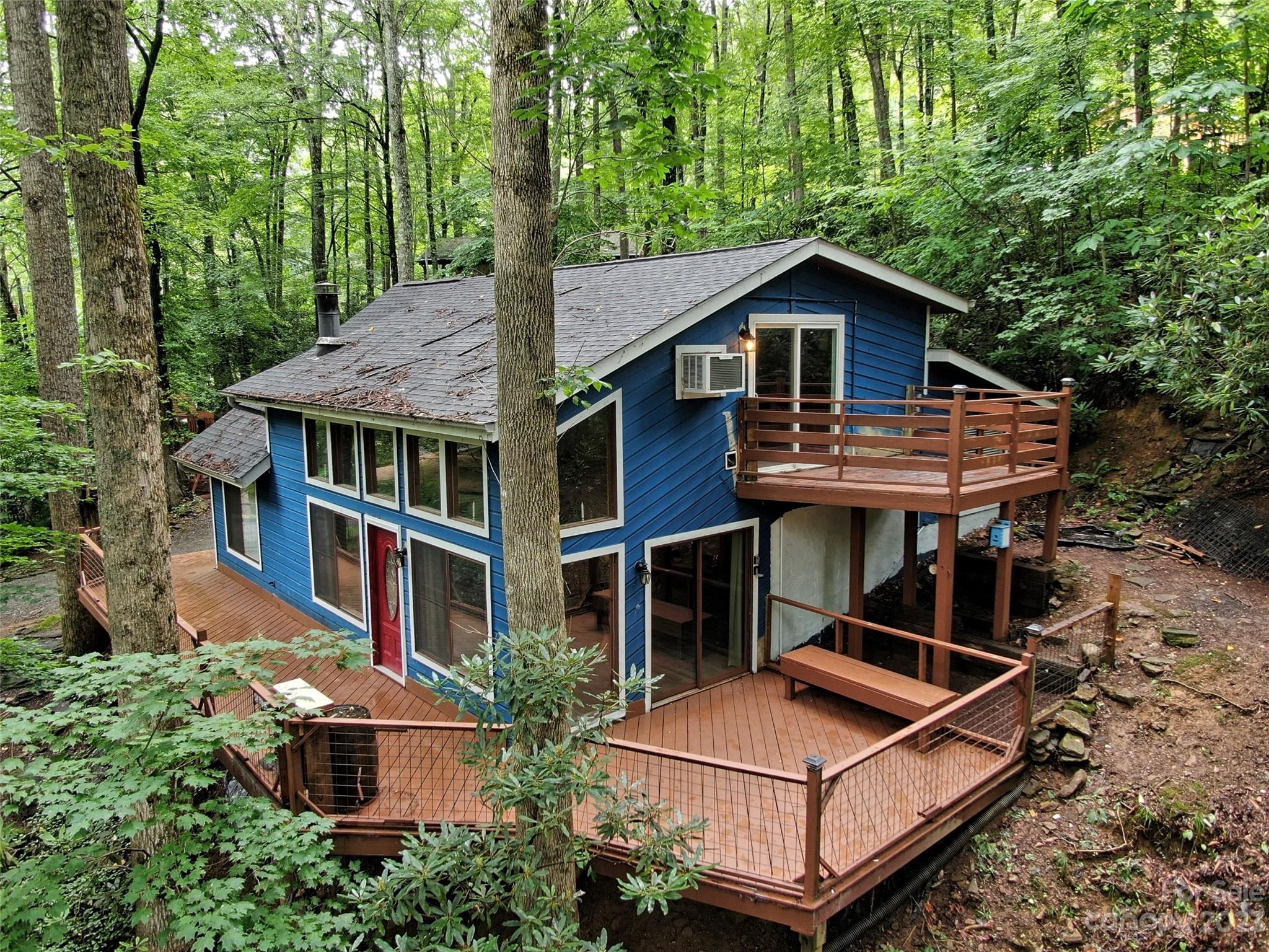 48 Gold Finch Lane Maggie Valley NC 28751