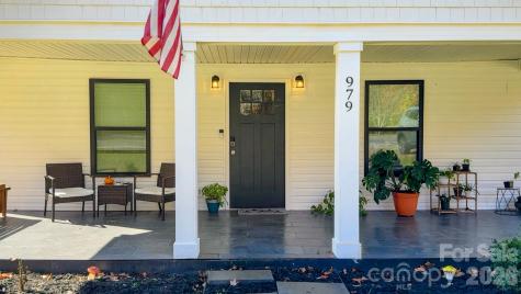 979 Howard Gap Road Tryon NC 28782