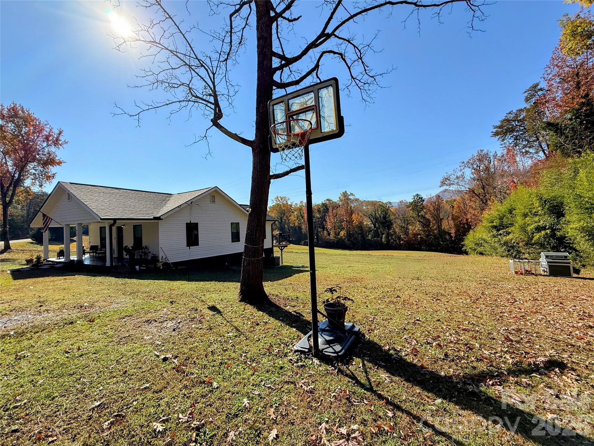 979 Howard Gap Road Tryon NC 28782