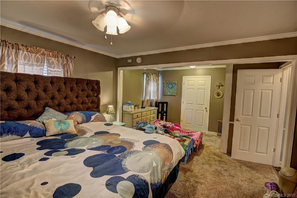 3305 Rollingwood Drive Gastonia NC 28052