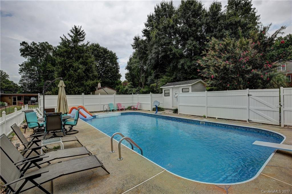 3305 Rollingwood Drive Gastonia NC 28052