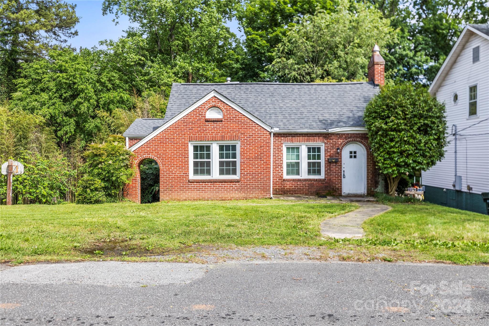 1404 Mcarver Street Gastonia NC 28052