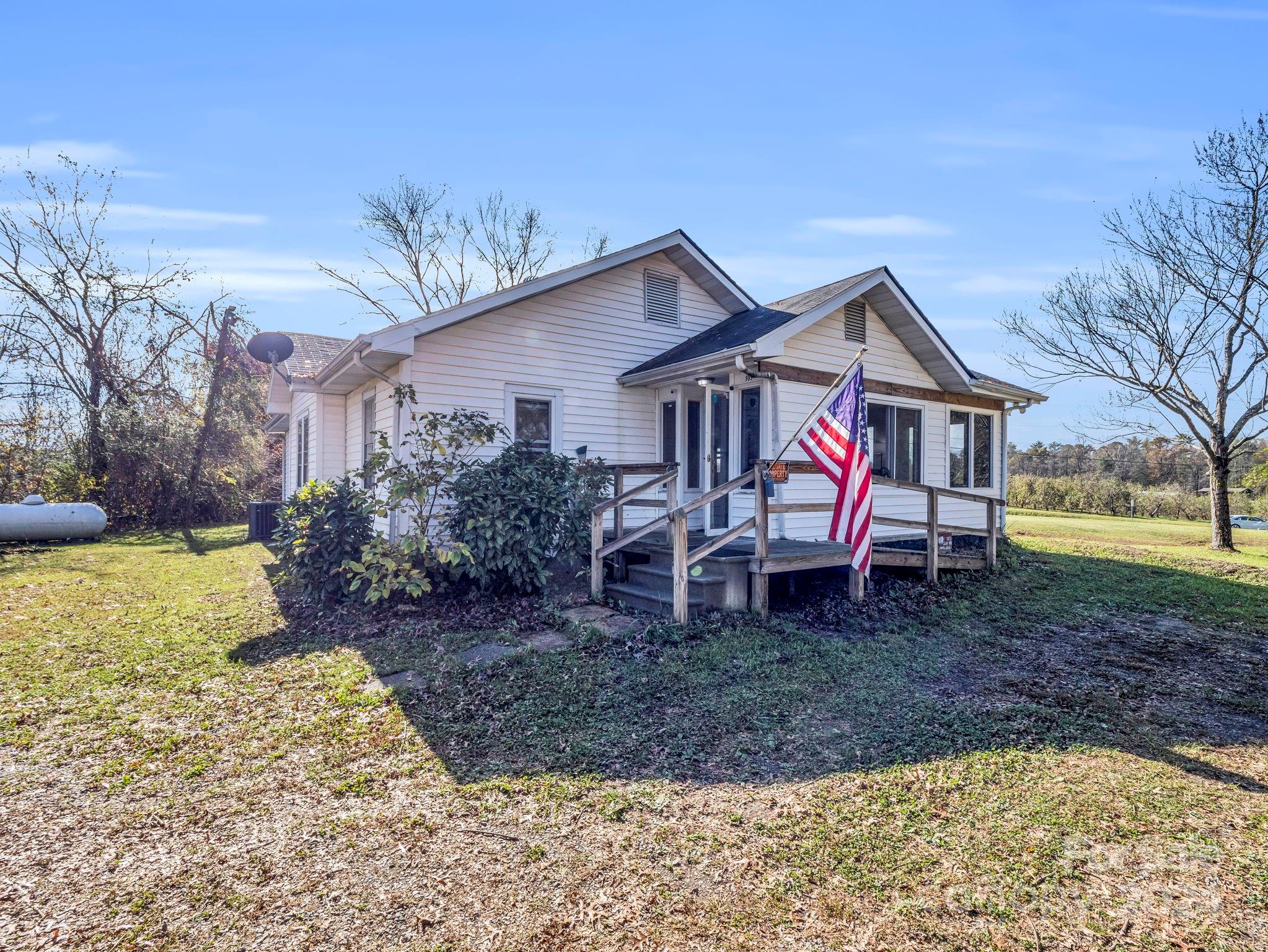 985 Staton Road Flat Rock NC 28731