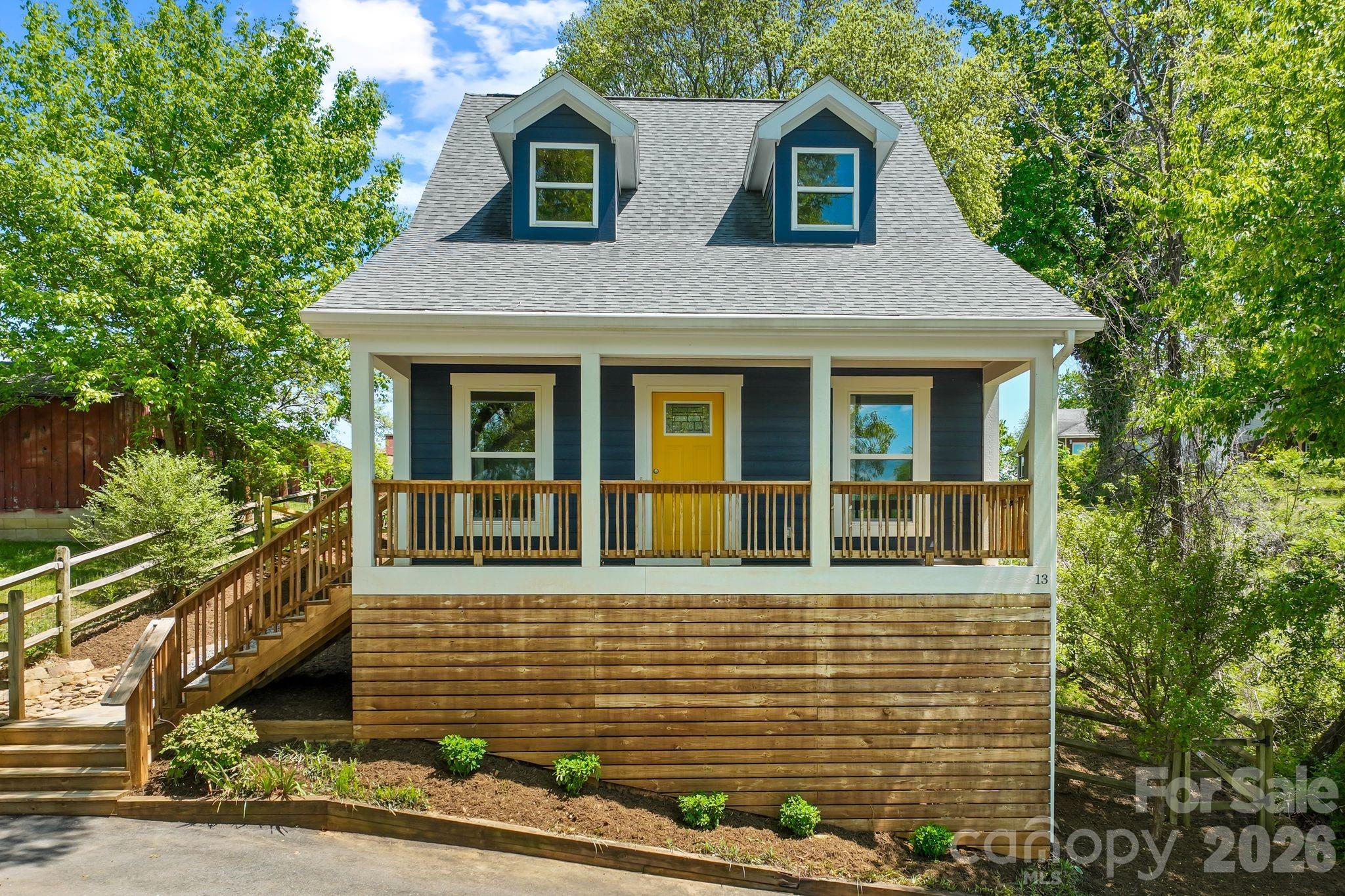13 Annie Street Asheville NC 28806