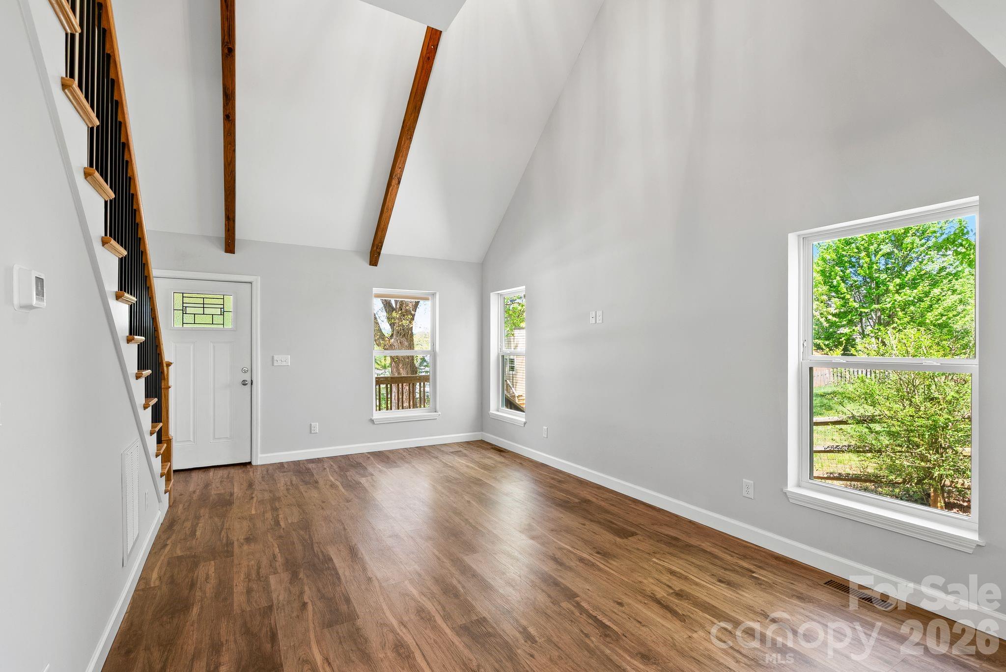 13 Annie Street Asheville NC 28806