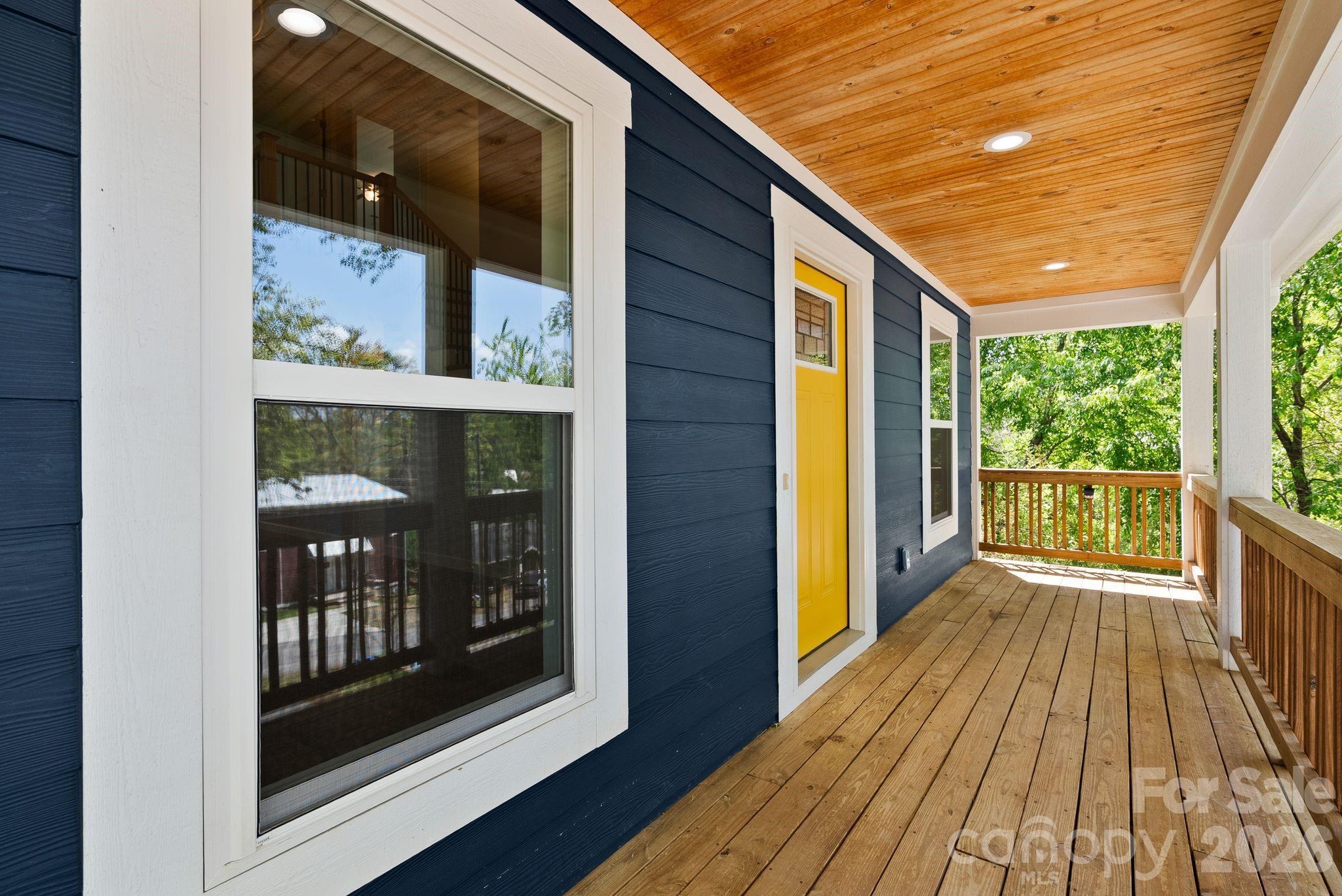 13 Annie Street Asheville NC 28806