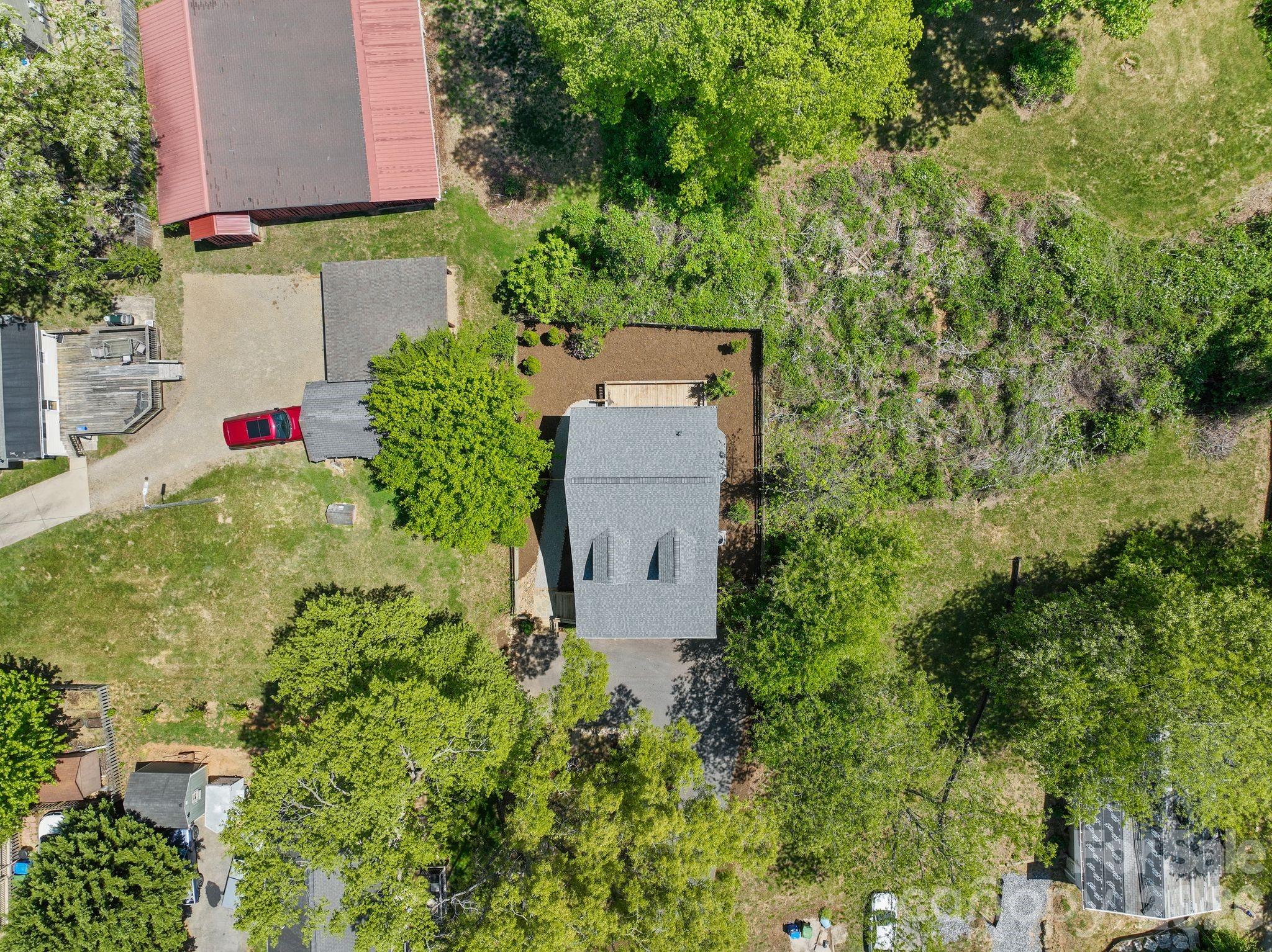13 Annie Street Asheville NC 28806