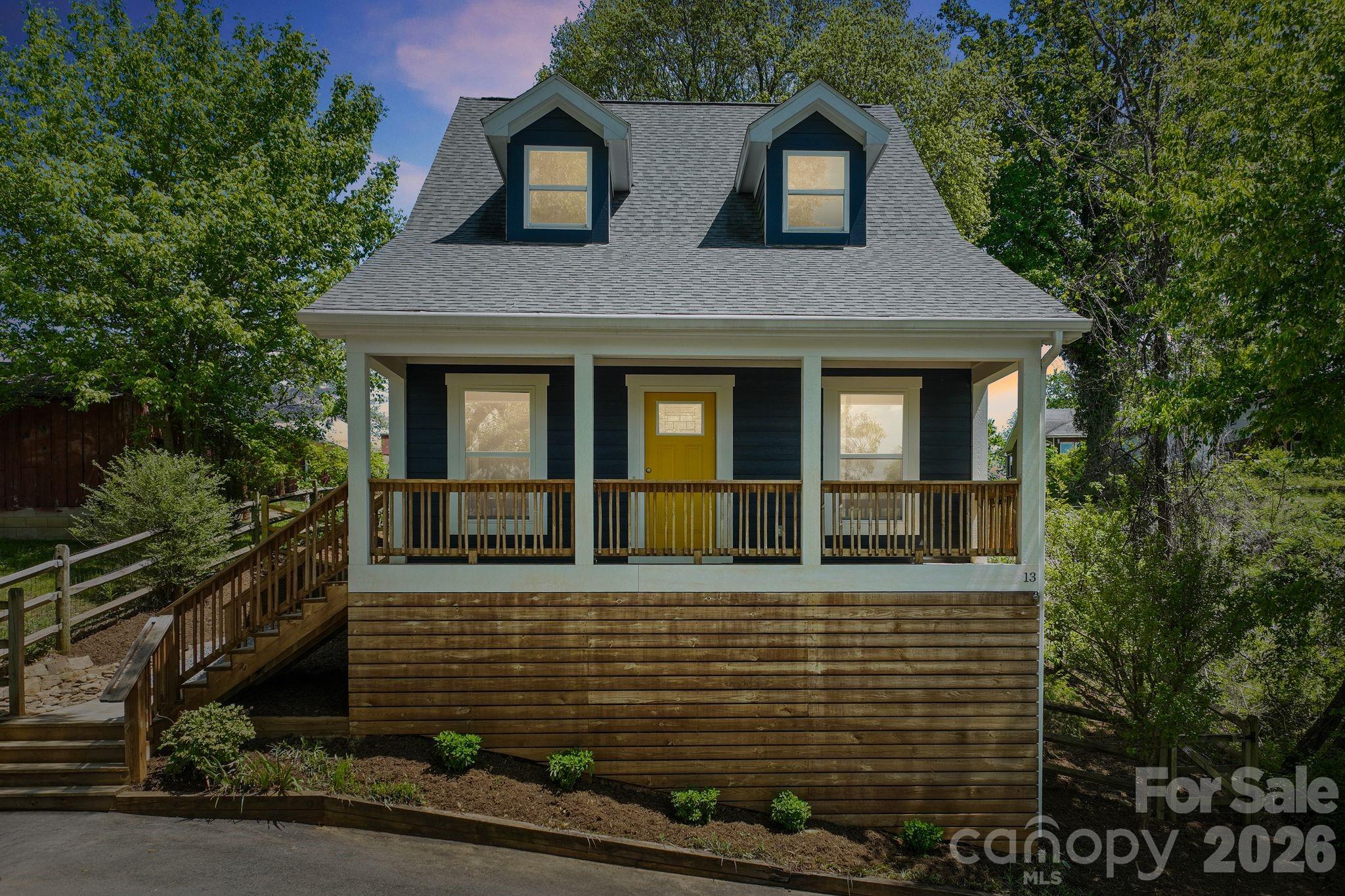 13 Annie Street Asheville NC 28806