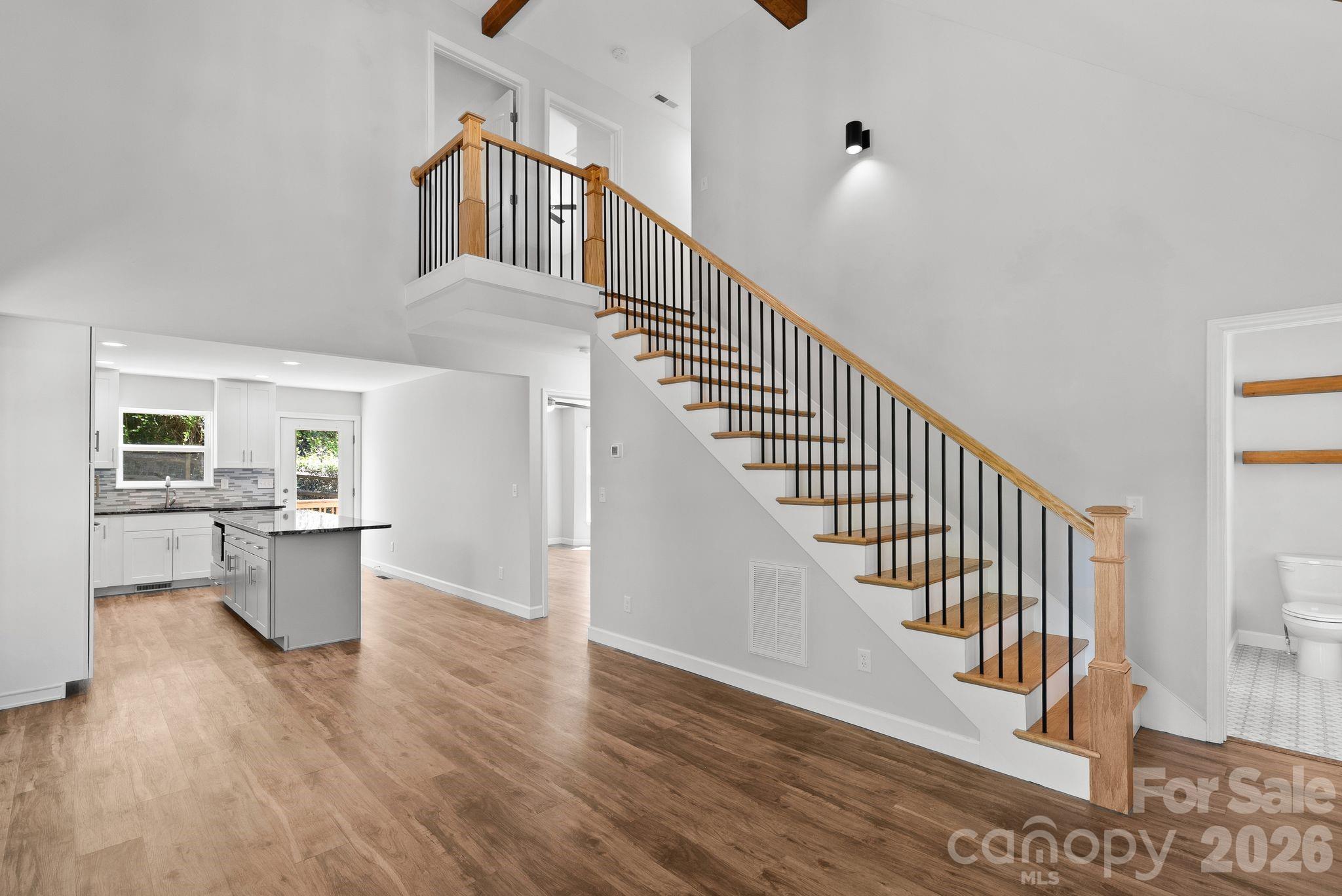13 Annie Street Asheville NC 28806