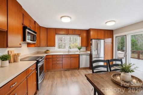 623 Owensby Road Hendersonville NC 28792