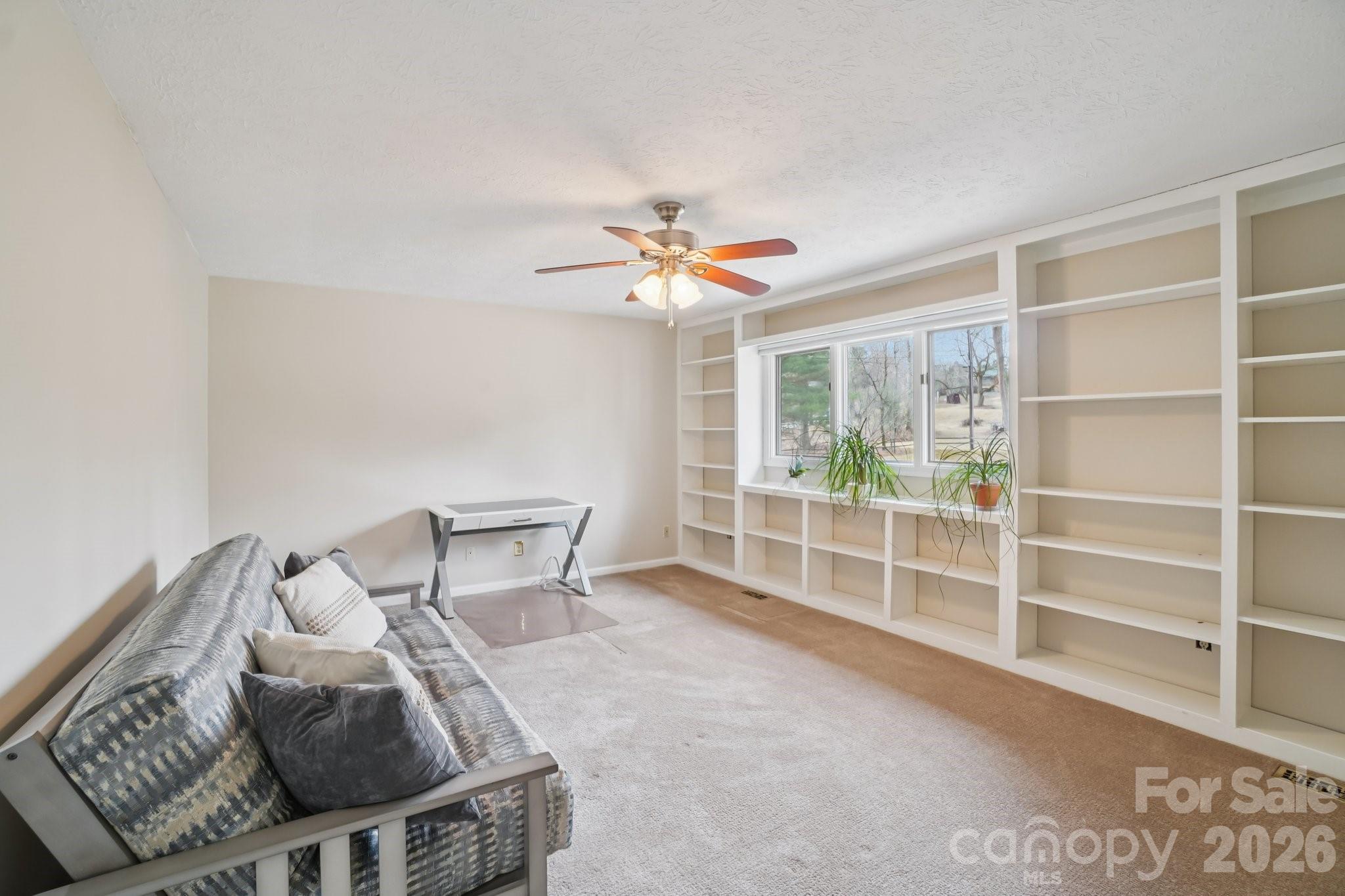 623 Owensby Road Hendersonville NC 28792