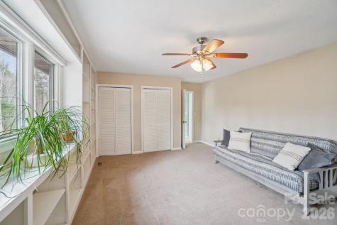 623 Owensby Road Hendersonville NC 28792