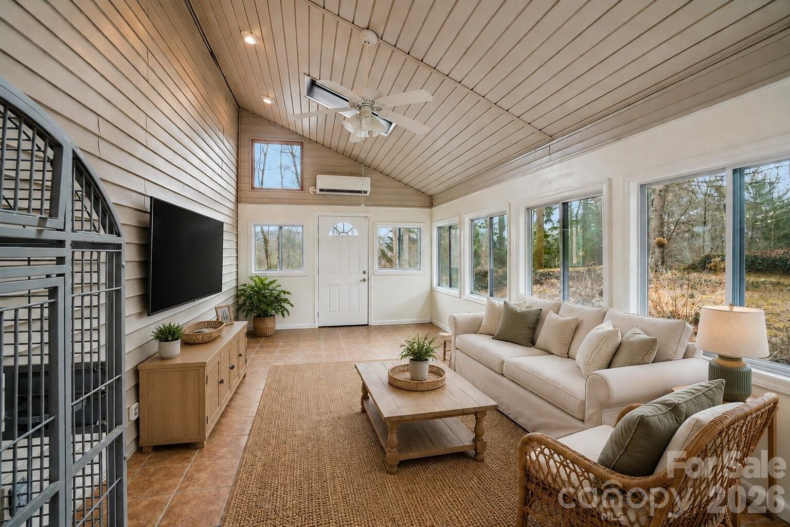 623 Owensby Road Hendersonville NC 28792
