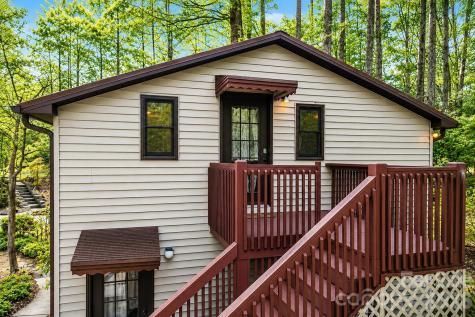 623 Owensby Road Hendersonville NC 28792