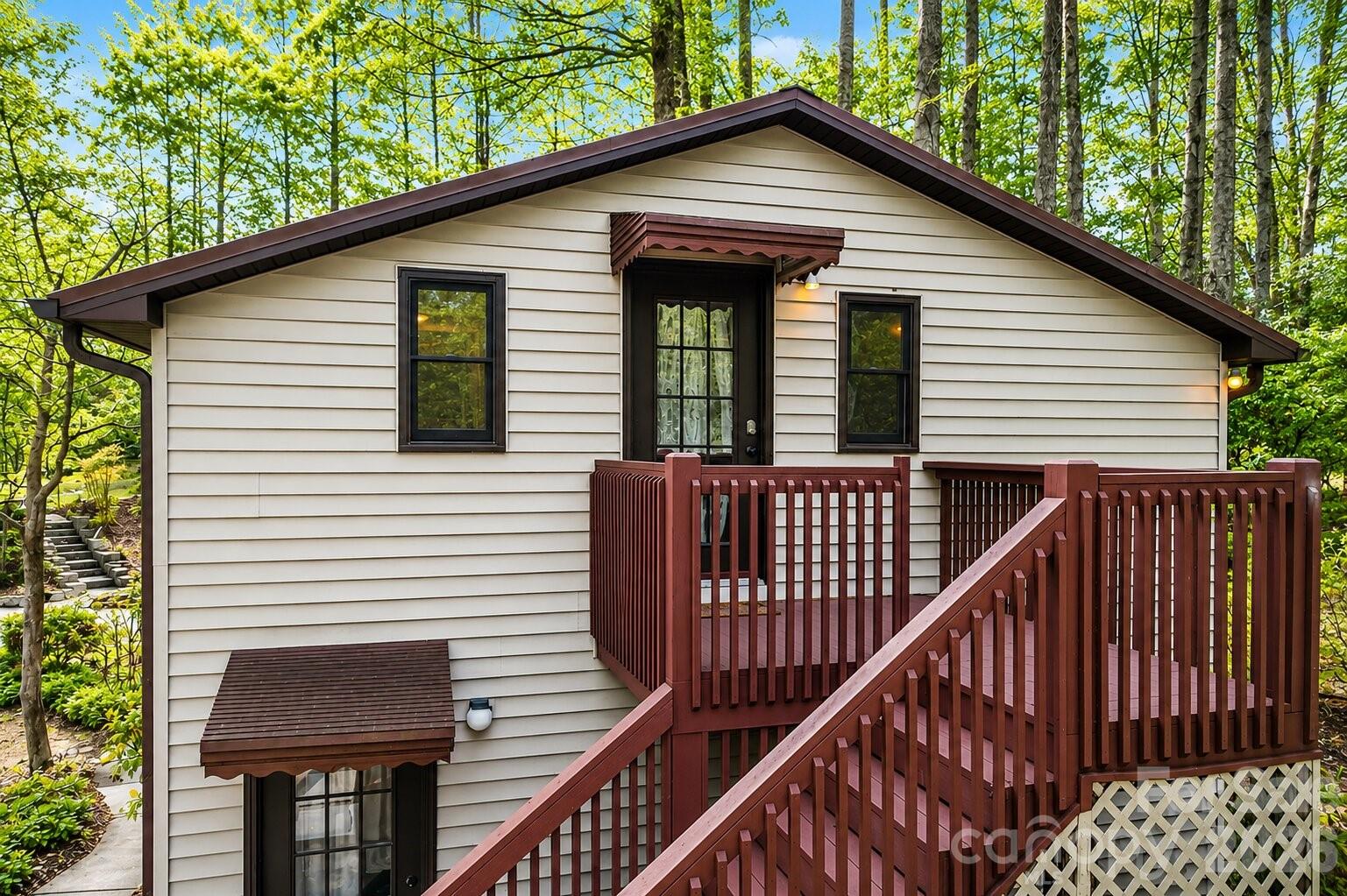 623 Owensby Road Hendersonville NC 28792
