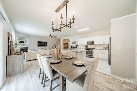 12922 Rothe House Road Charlotte NC 28273