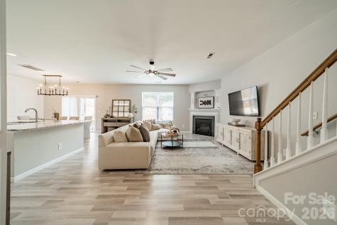 12922 Rothe House Road Charlotte NC 28273