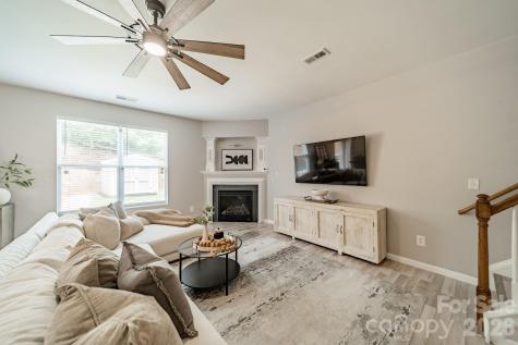 12922 Rothe House Road Charlotte NC 28273