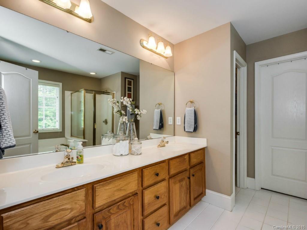 207 Sardis Grove Lane Matthews NC 28105