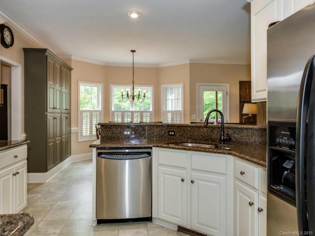 207 Sardis Grove Lane Matthews NC 28105