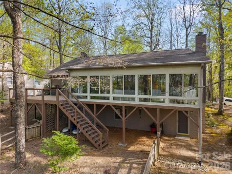 31 Udvawadulisi Court Brevard NC 28712