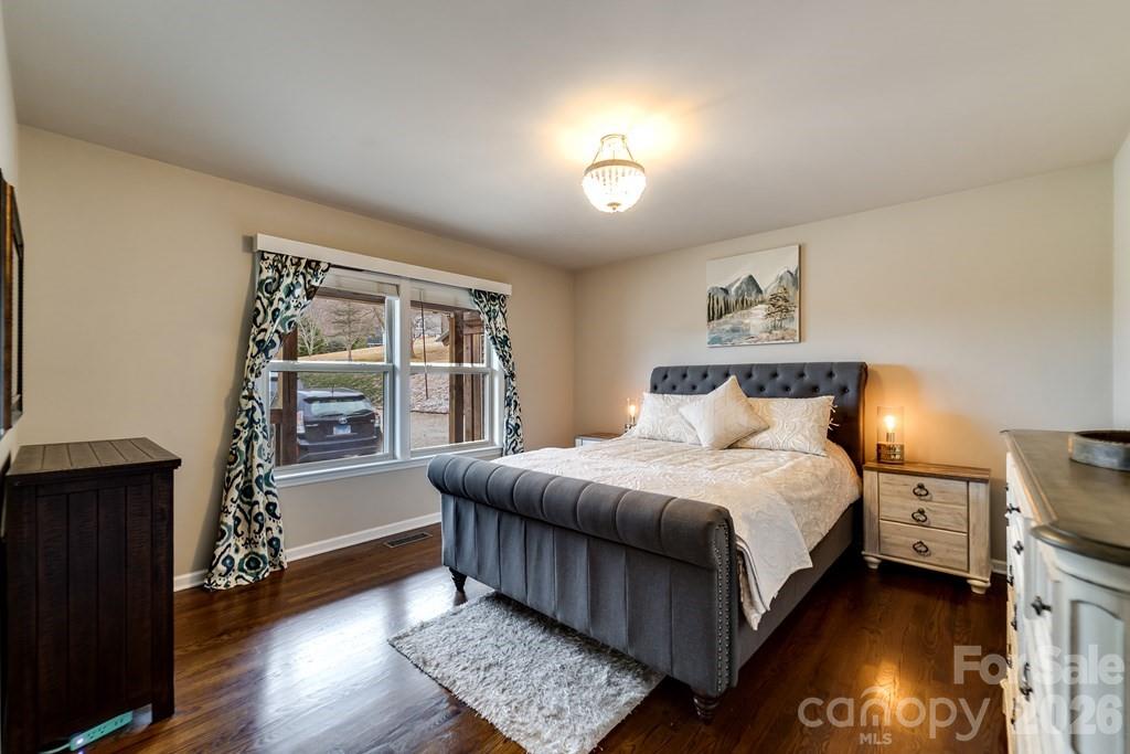 262 Sams Trail Waynesville NC 28786
