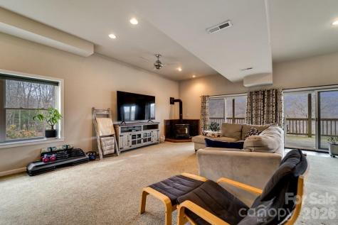 262 Sams Trail Waynesville NC 28786