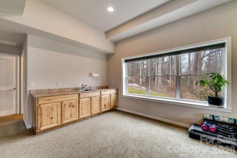 262 Sams Trail Waynesville NC 28786