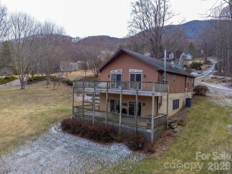 262 Sams Trail Waynesville NC 28786