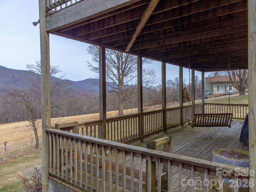 262 Sams Trail Waynesville NC 28786