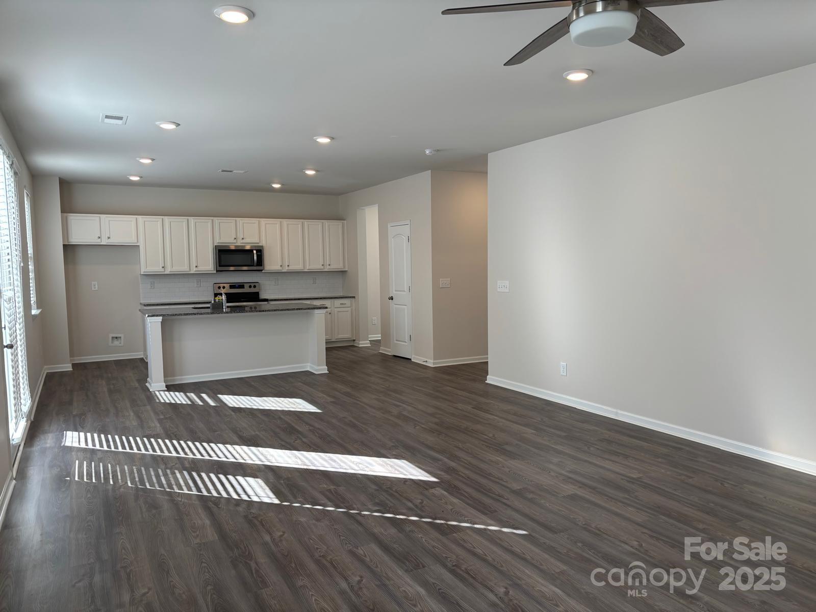 7121 Maple Run Circle Charlotte NC 28215