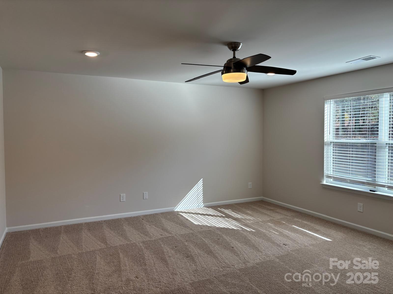 7121 Maple Run Circle Charlotte NC 28215