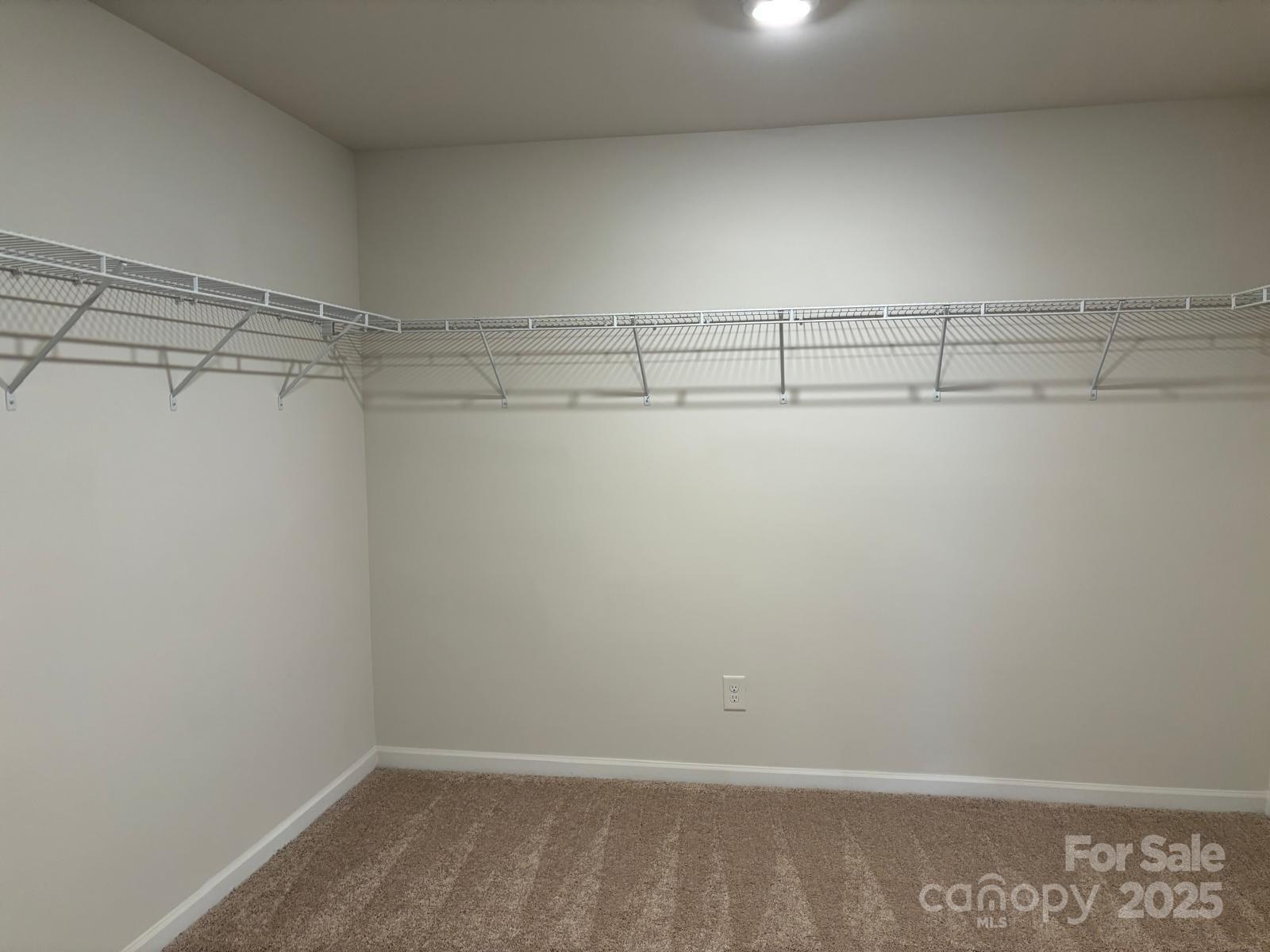7121 Maple Run Circle Charlotte NC 28215
