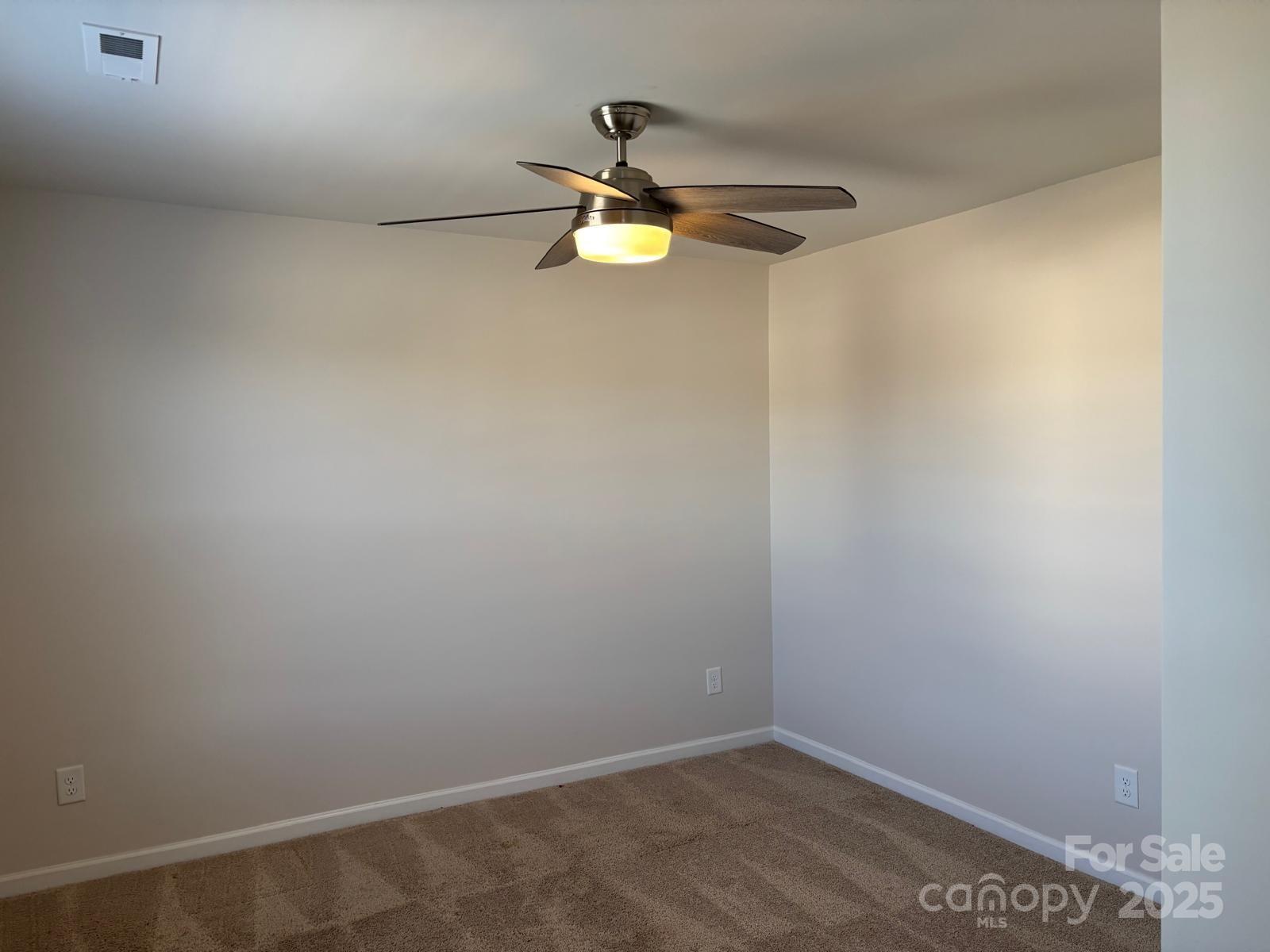 7121 Maple Run Circle Charlotte NC 28215