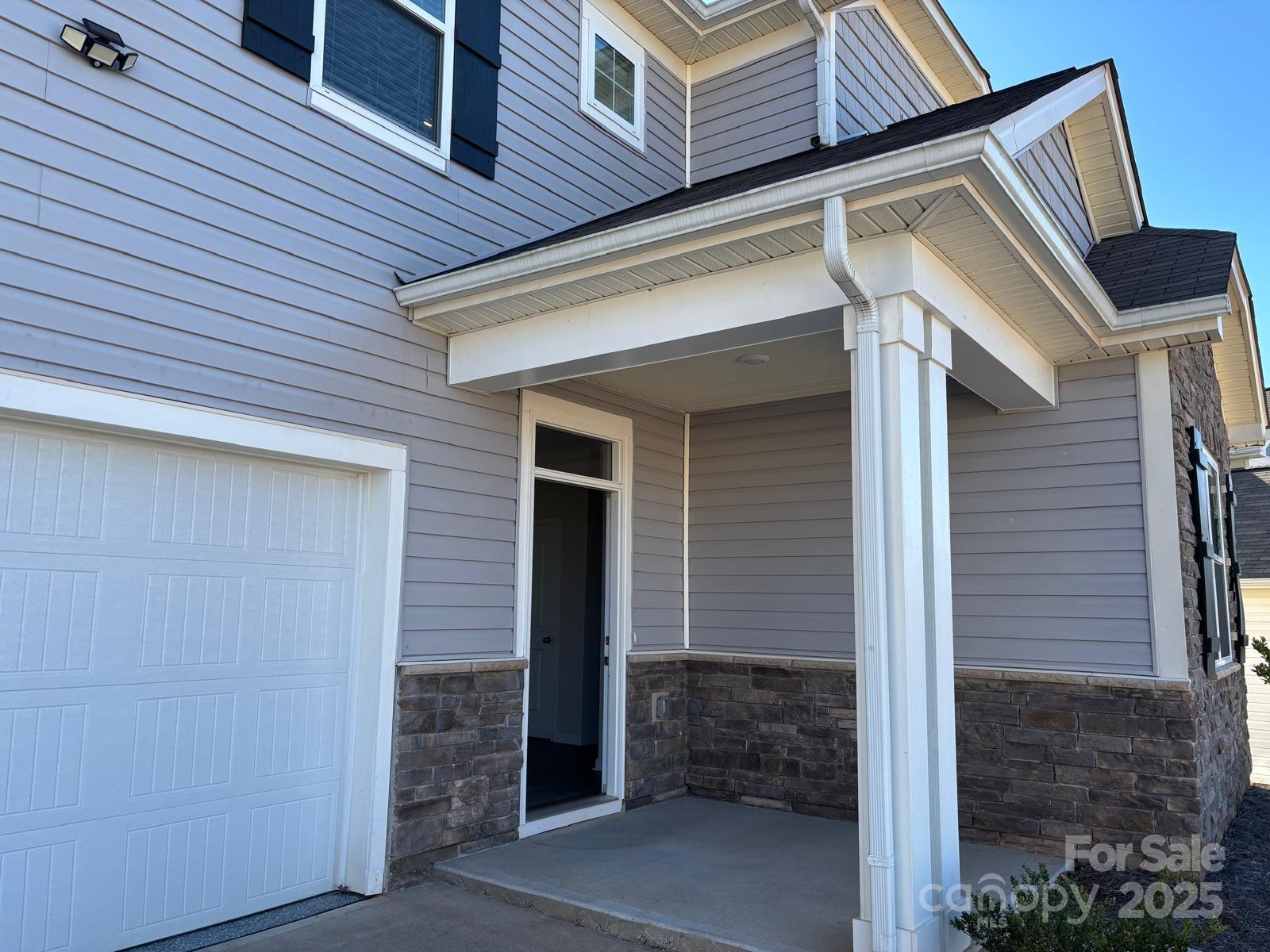 7121 Maple Run Circle Charlotte NC 28215