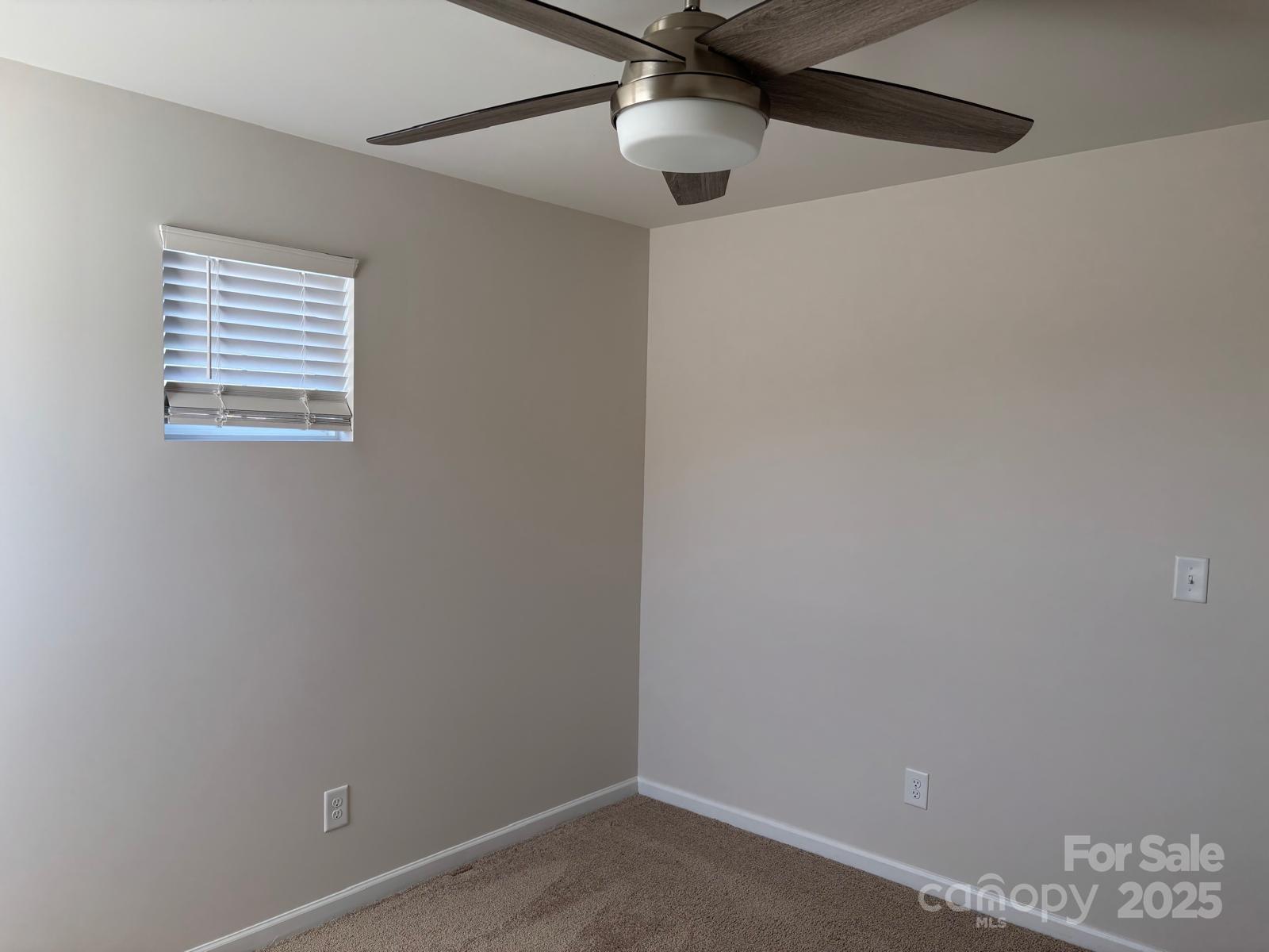 7121 Maple Run Circle Charlotte NC 28215