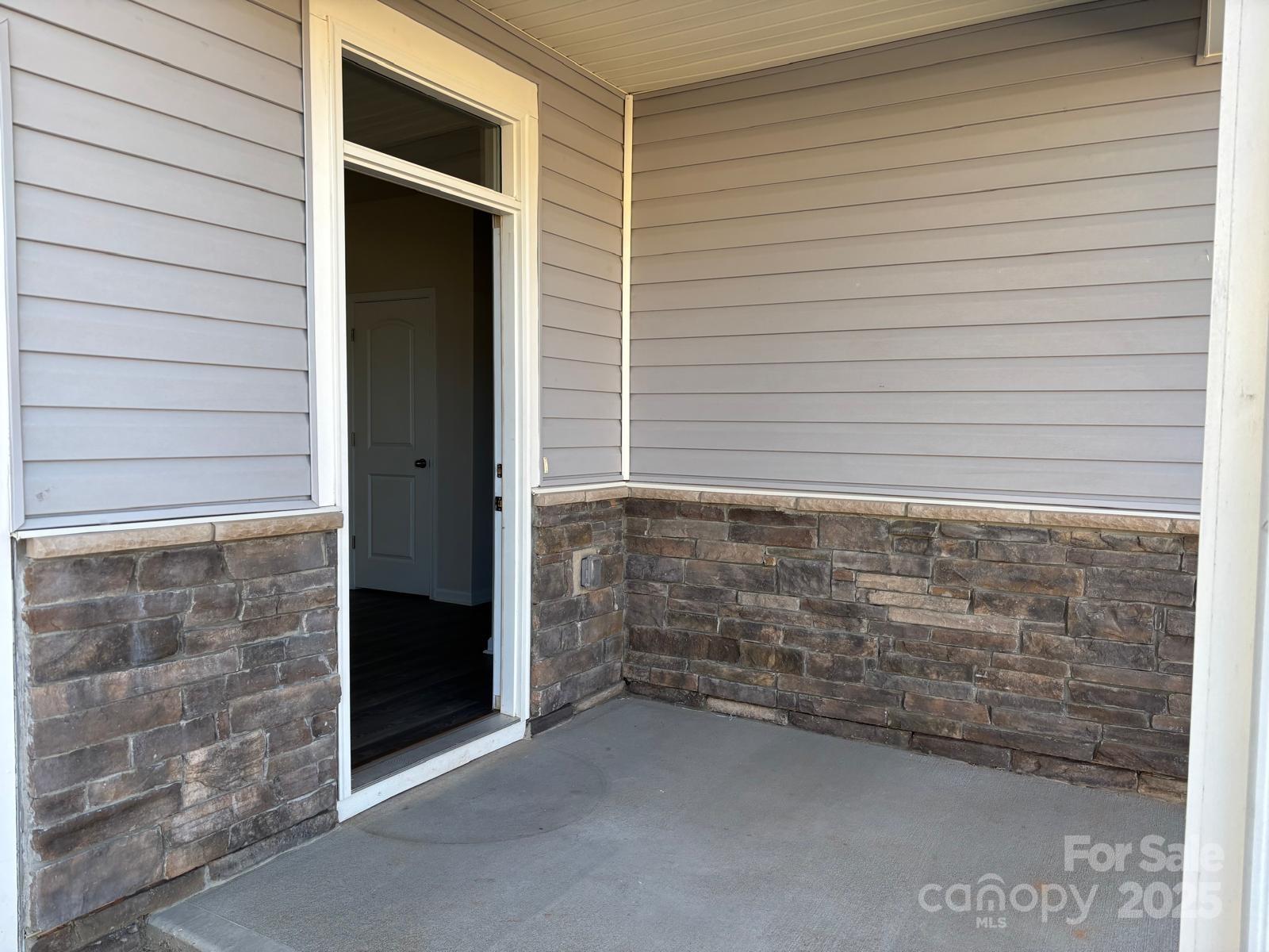 7121 Maple Run Circle Charlotte NC 28215