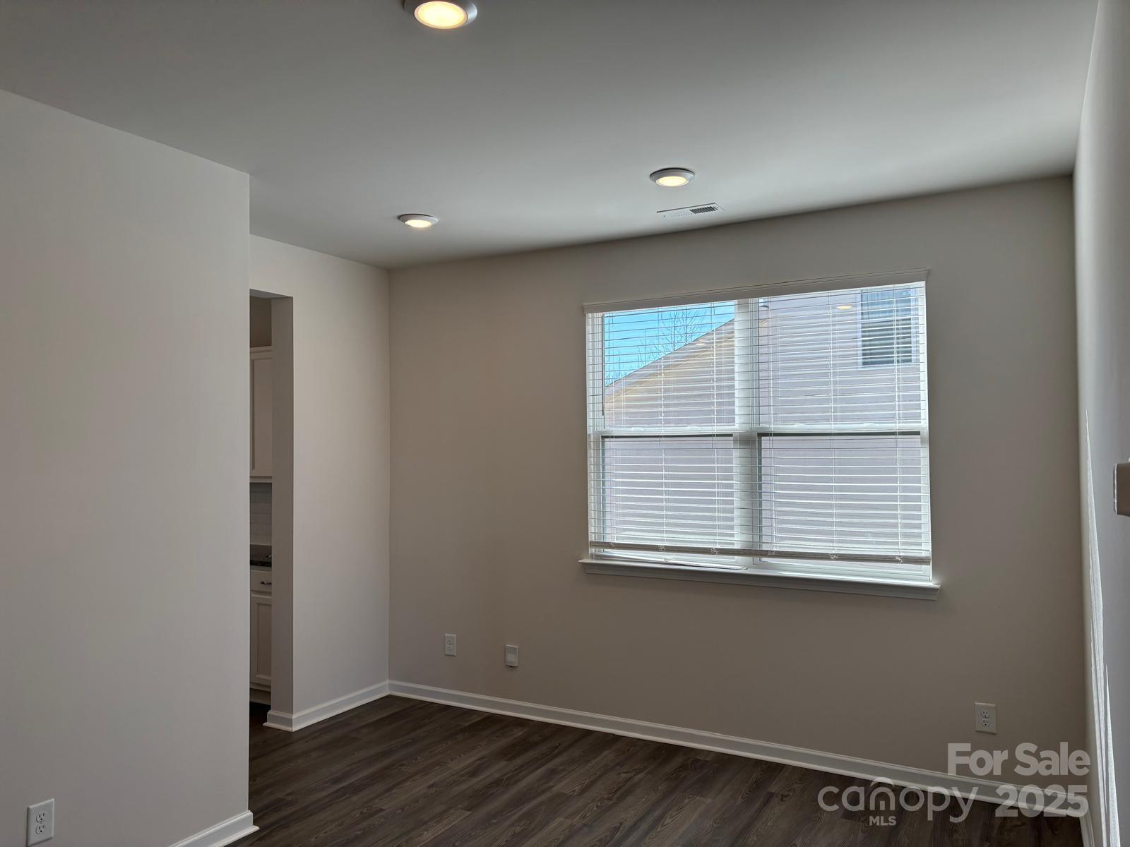 7121 Maple Run Circle Charlotte NC 28215