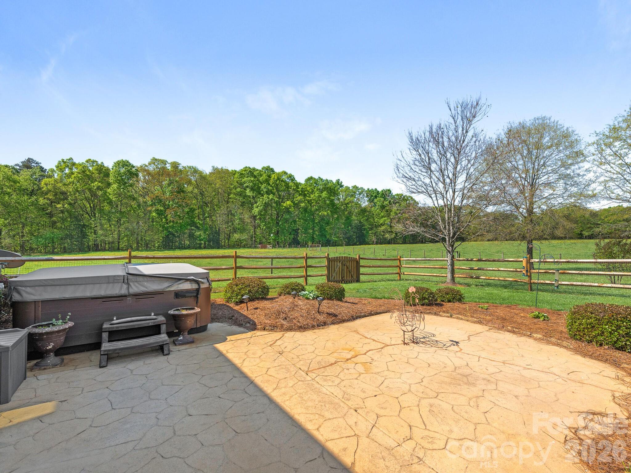 16160 Hopewell Church Road Midland NC 28107