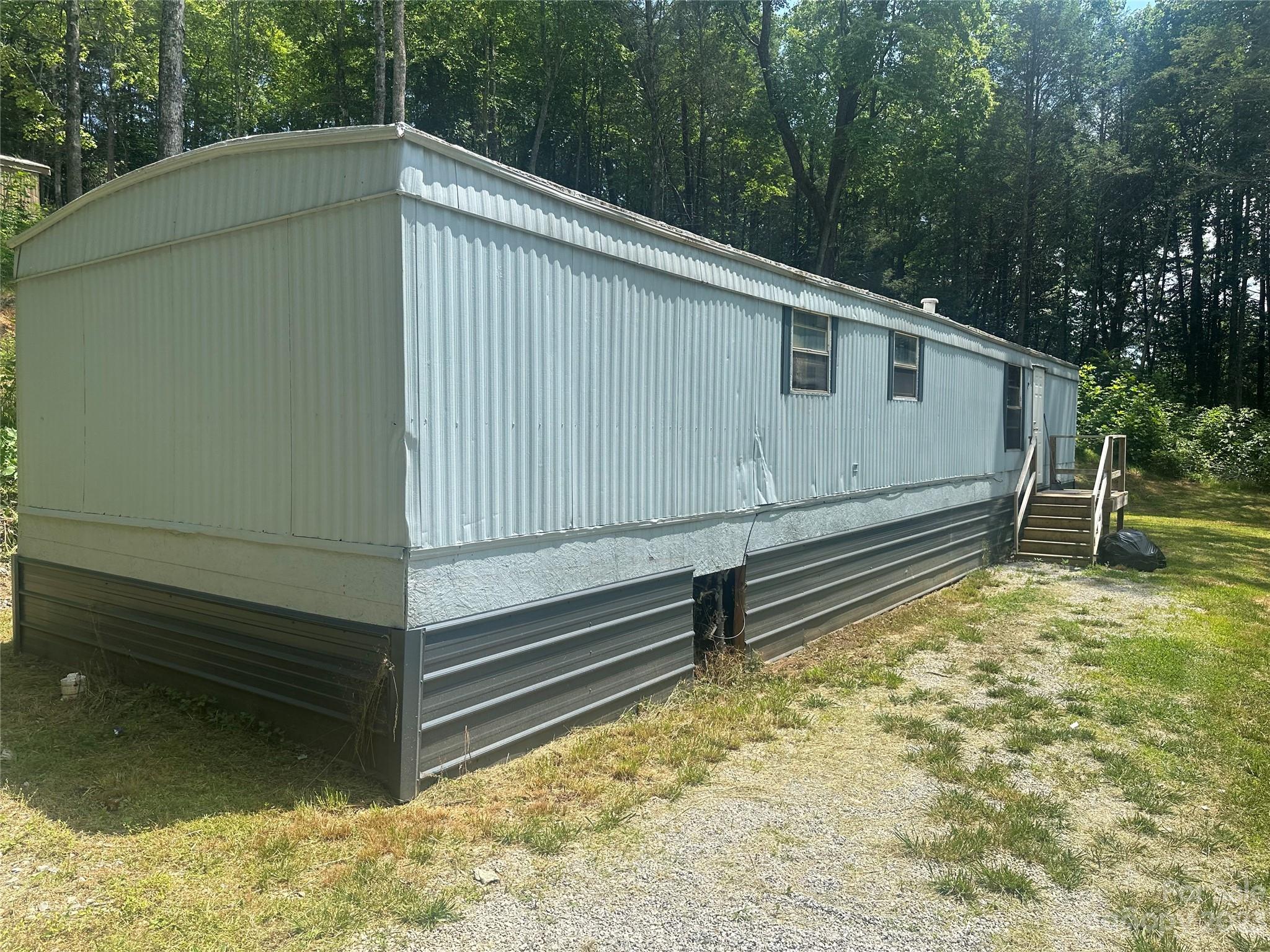 106 & 108 Moore Drive Marion NC 28752