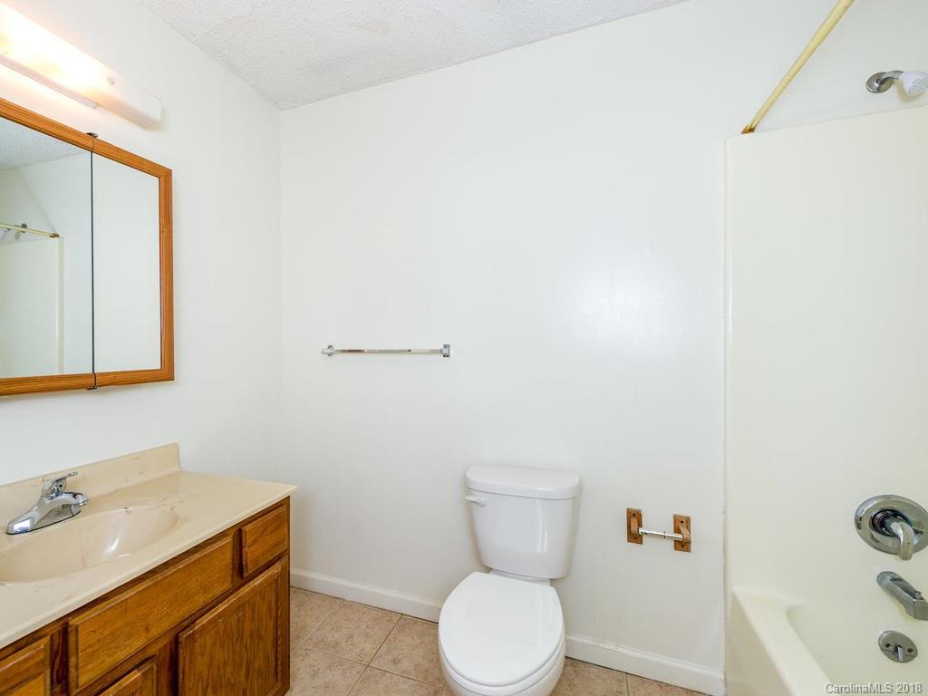 27 Grandview Circle Asheville NC 28806