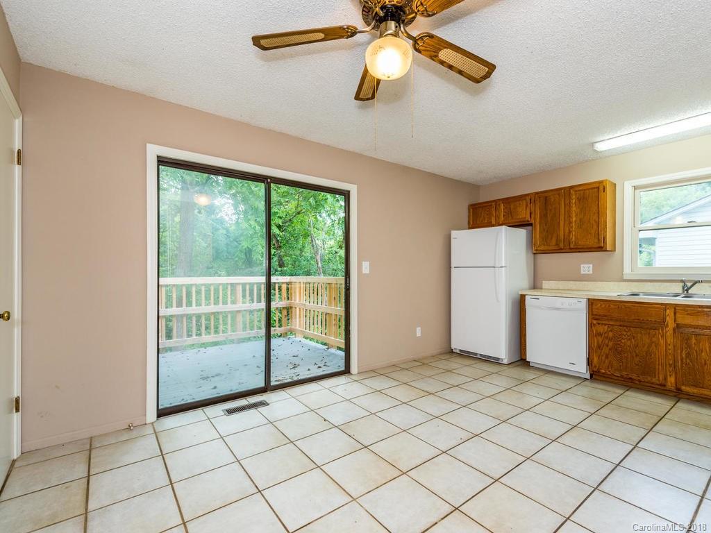 27 Grandview Circle Asheville NC 28806