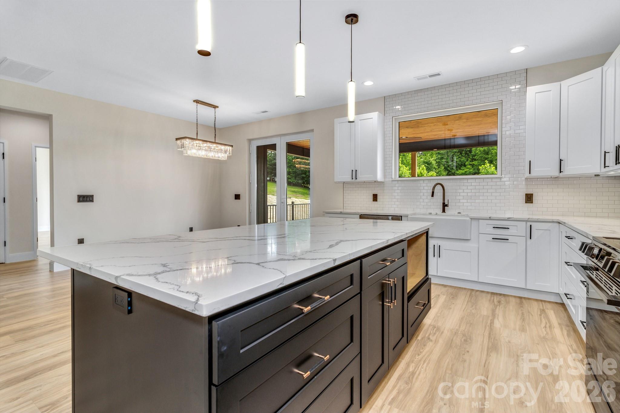 221 Coopers Drive Hendersonville NC 28739