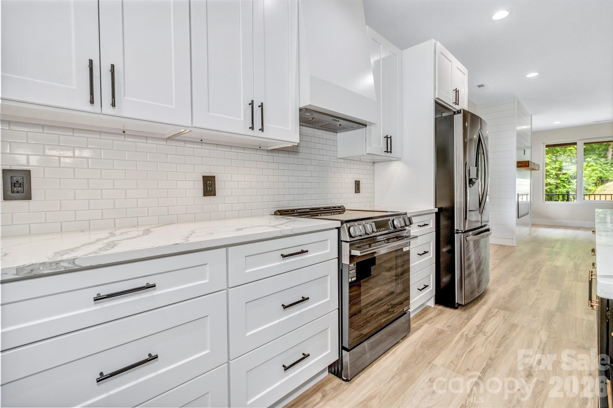 221 Coopers Drive Hendersonville NC 28739