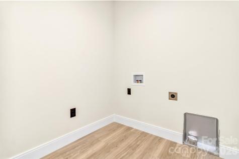 221 Coopers Drive Hendersonville NC 28739